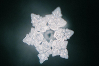 Výzkum Tvary krystalů vody (200x133)